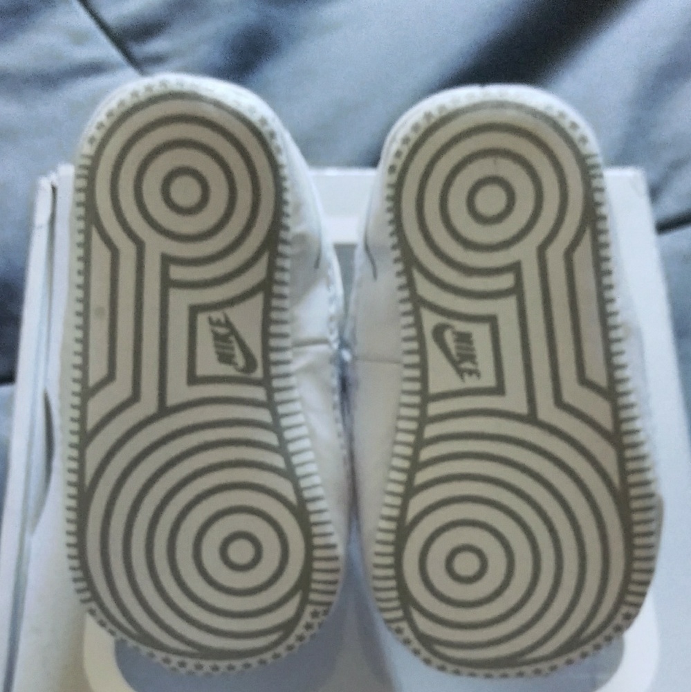 Shoes - Picture 3 of 3